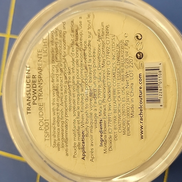 Rachel Couture Translucent Powder Light - Picture 4 of 5